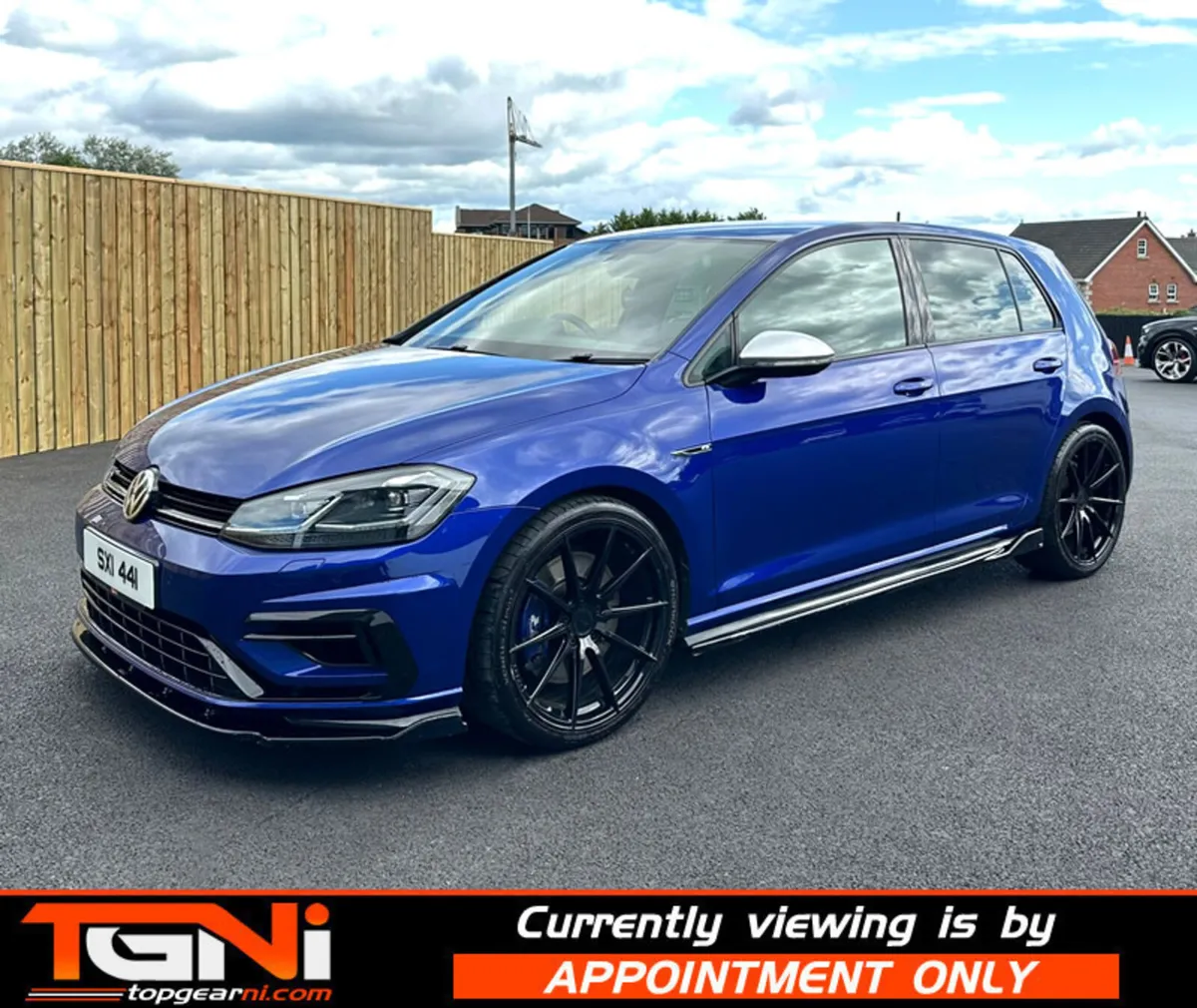 2019 Volkswagen Golf 2.0 TSI 300 R 5dr 4MOTION DSG - Image 4