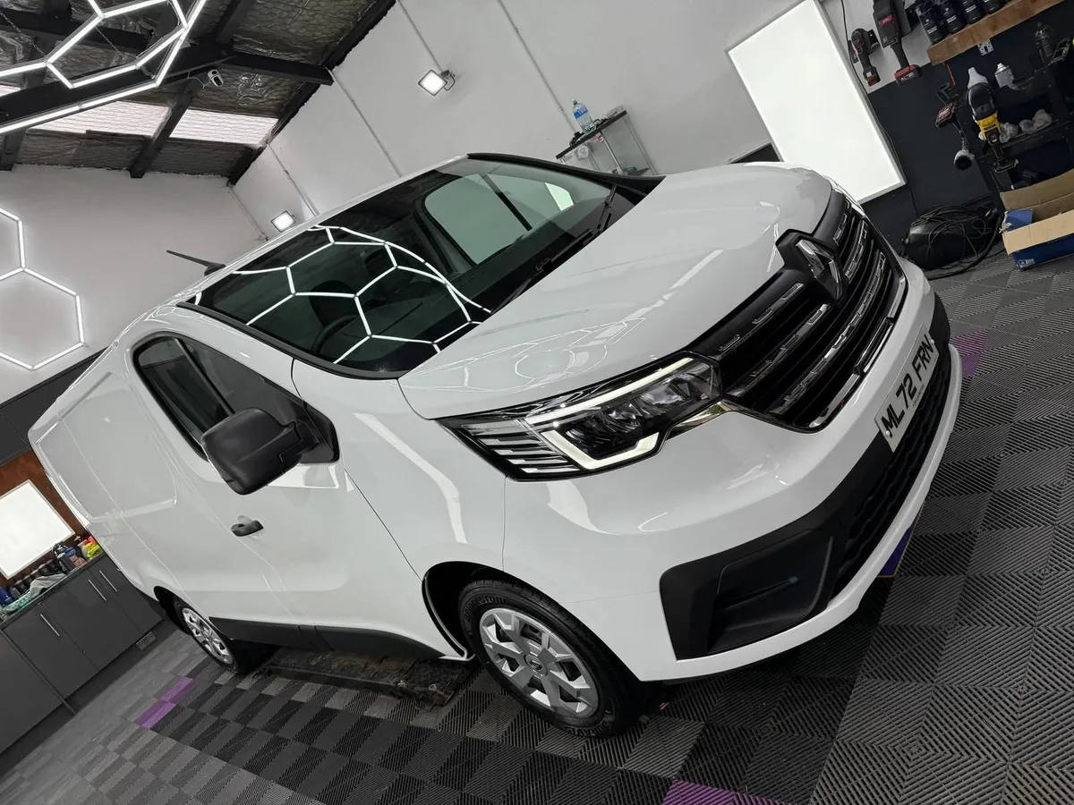Renault Trafic 2022 - Image 1