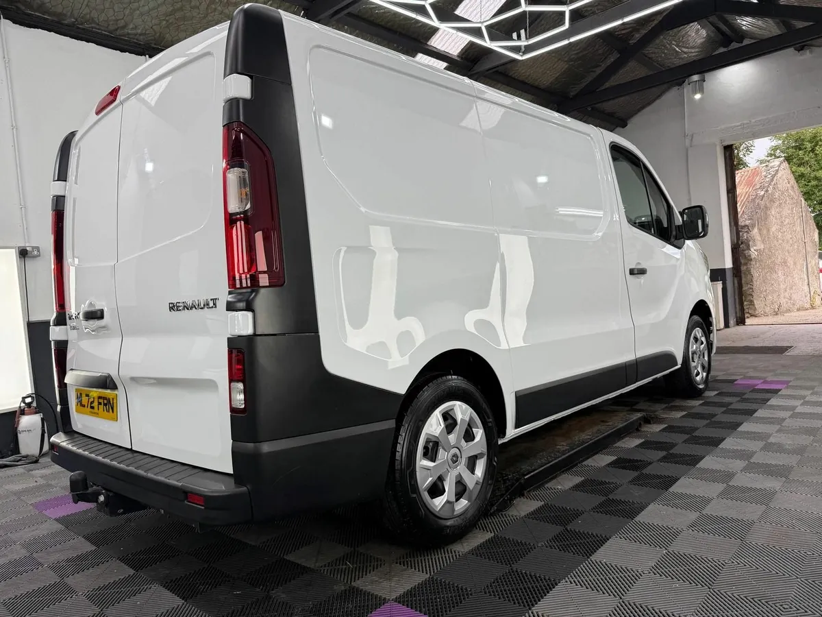 Renault Trafic 2022 - Image 4