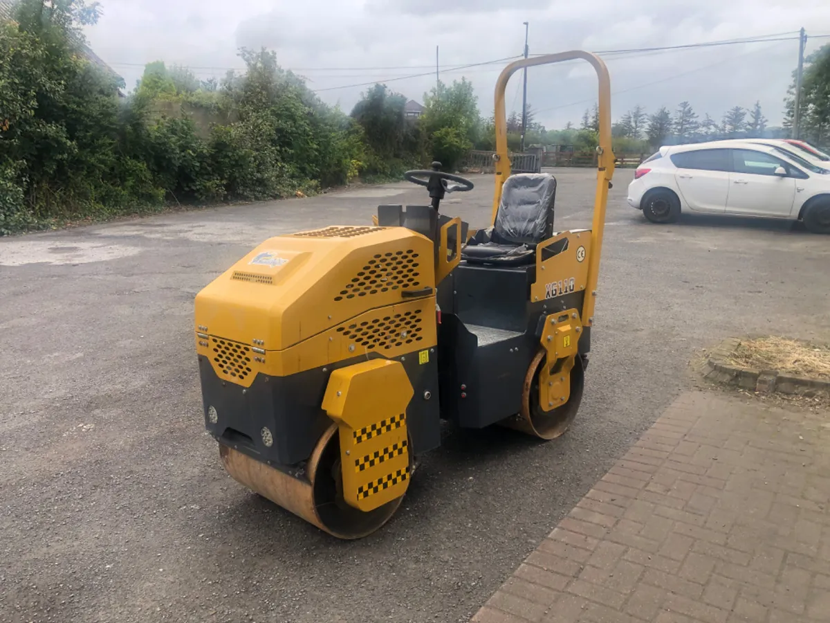 King Kong XG110 Double Drum vibrating roller - Image 4