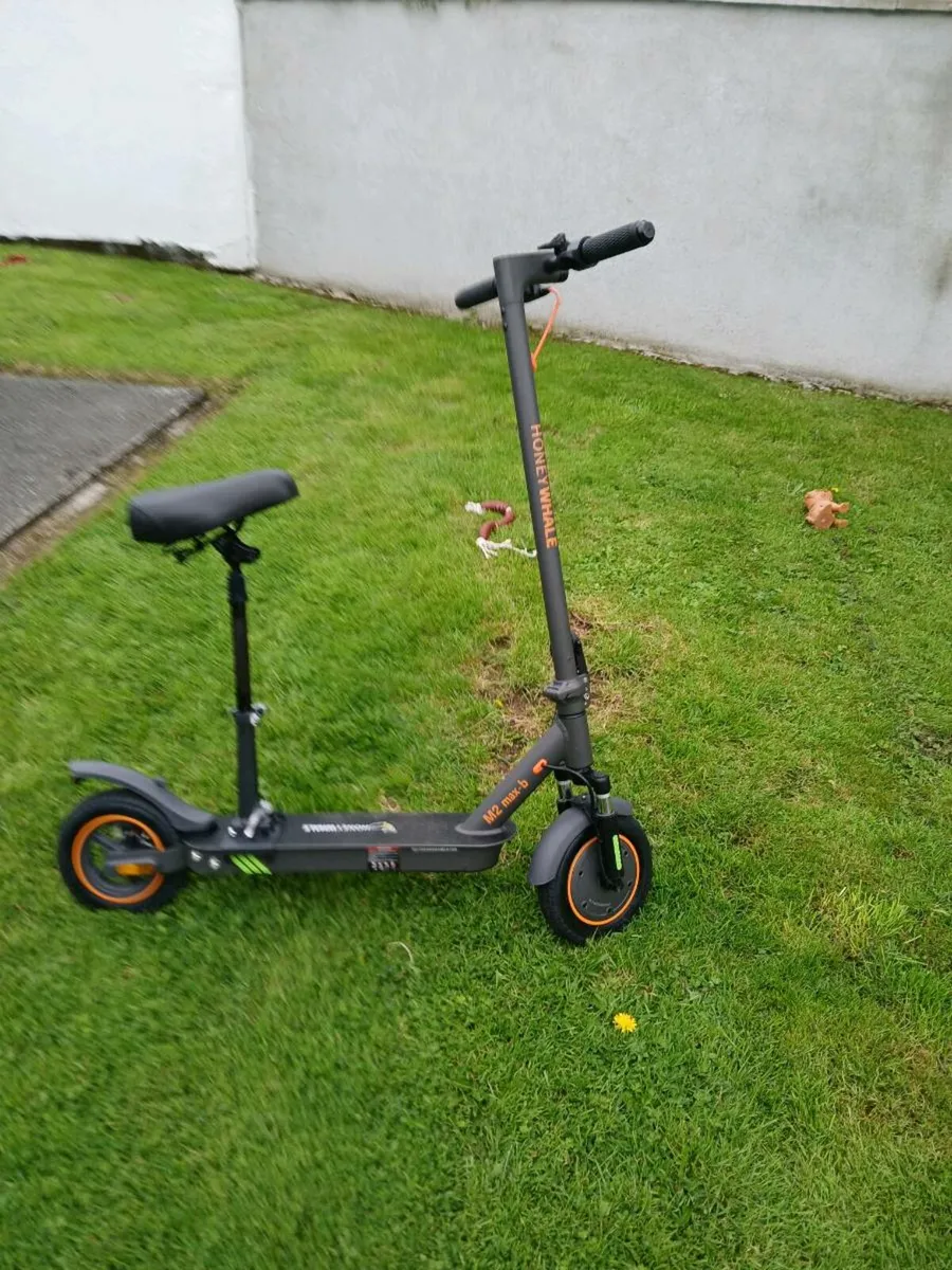 E scooter - Image 1