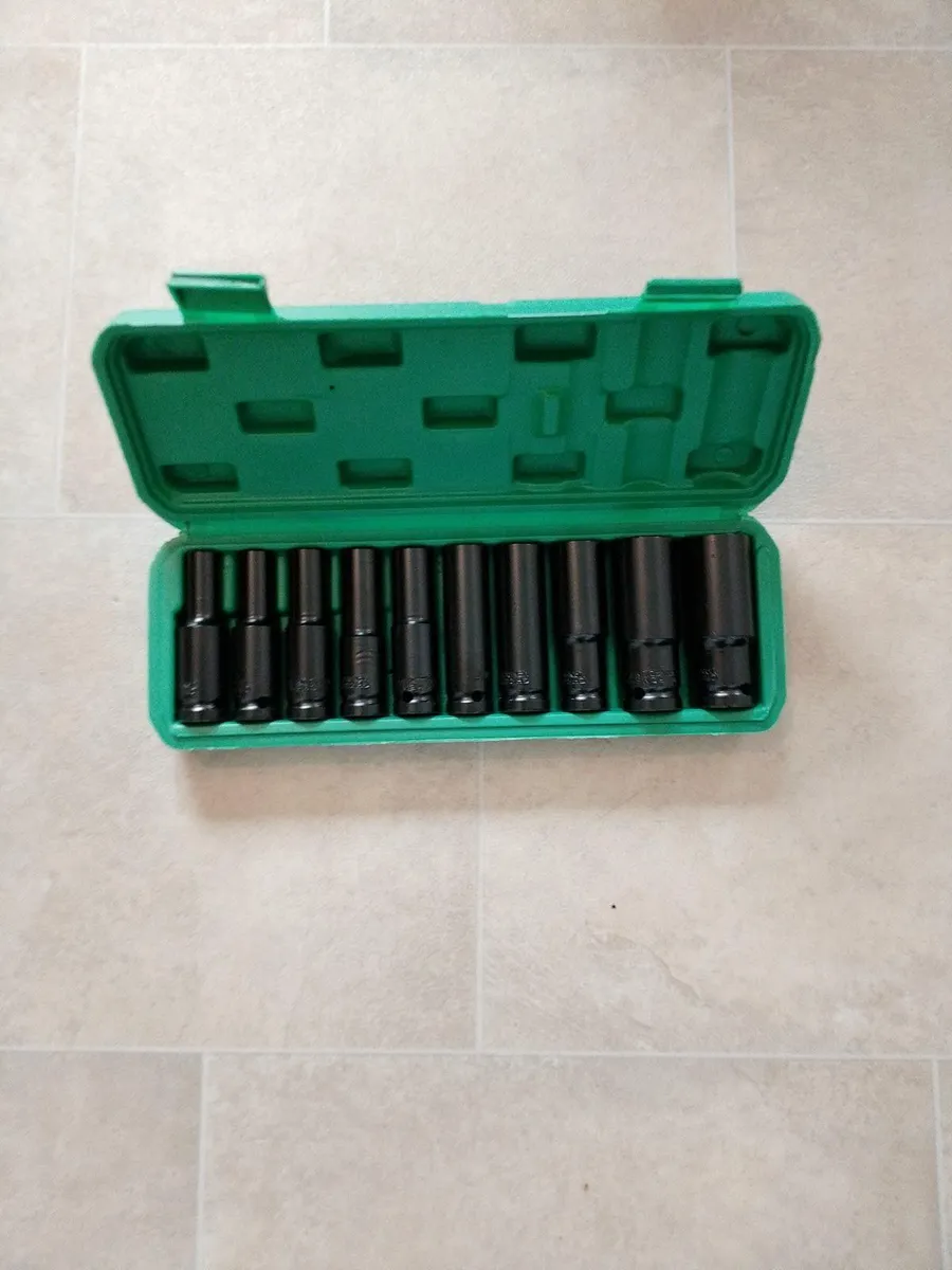 10 piece impact socket set - Image 1