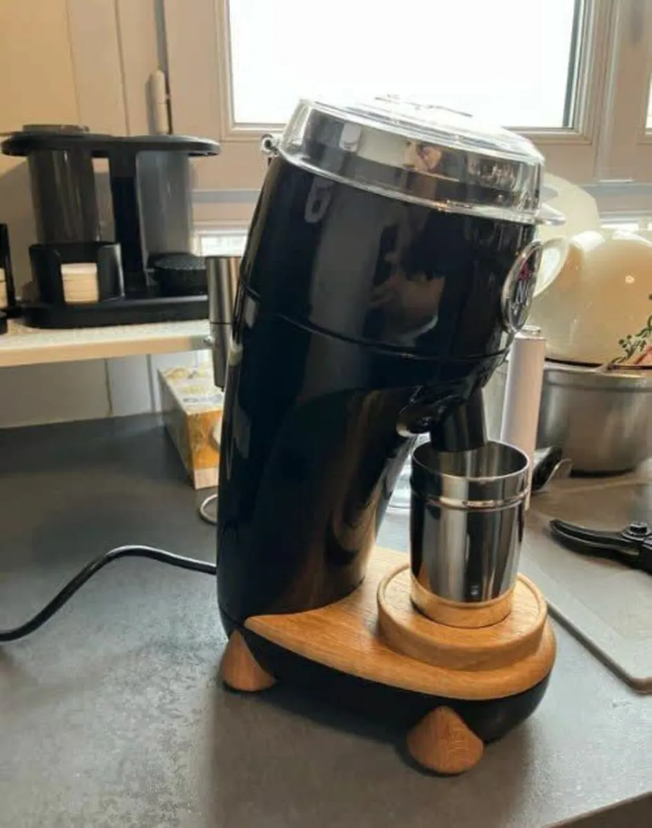 Niche Zero Black Single Coffee Grinder - Image 2