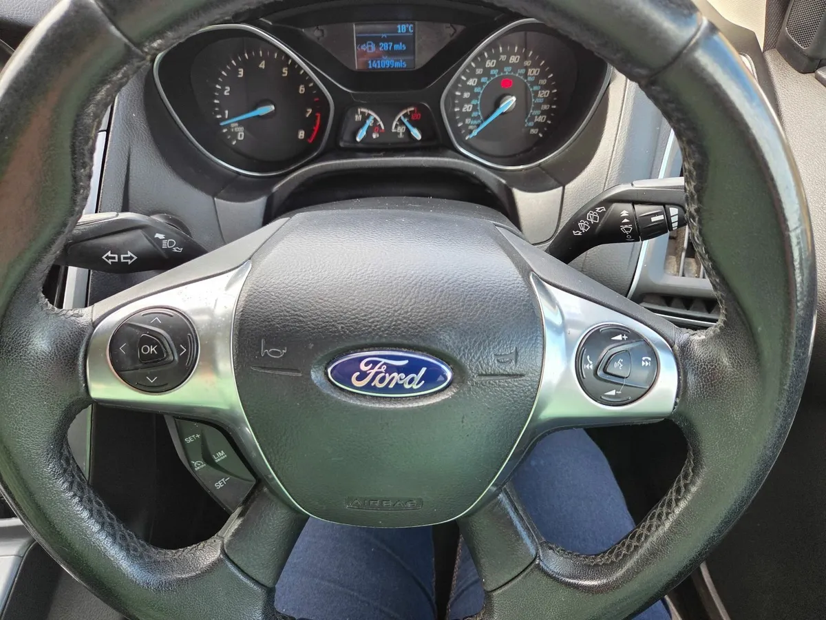 Ford Focus 2013 - Image 1