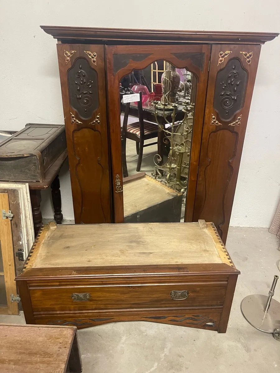 Antiques - Image 3