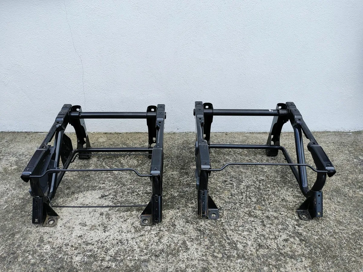 Single seat base for Ducato, Boxer, Relay - Image 1