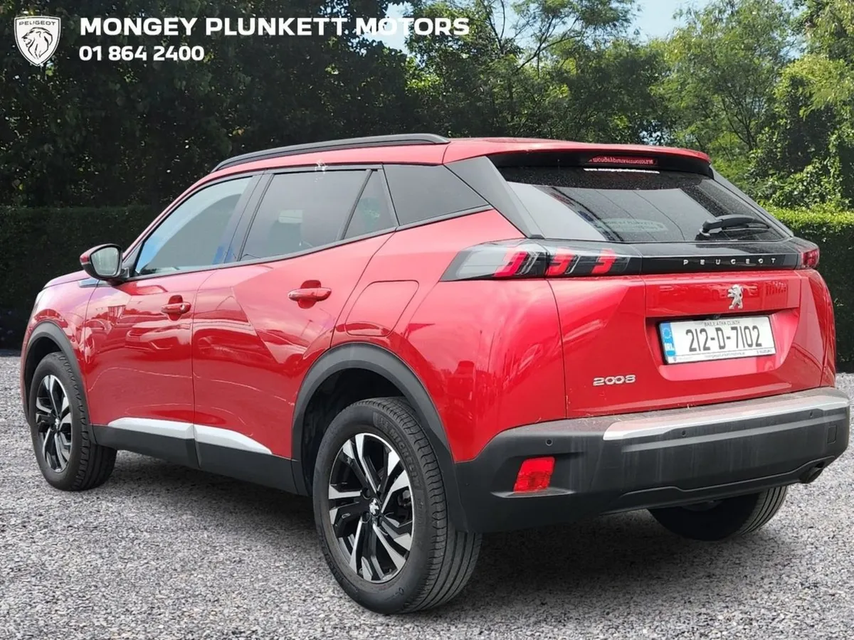 Peugeot 2008 1.2 Puretech 100bhp Allure - Image 4