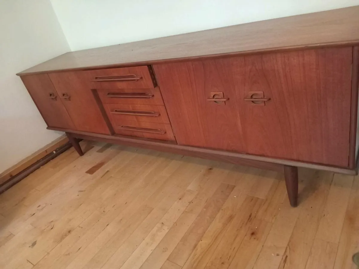 rare mid century teak sideboard dalescraft - Image 2