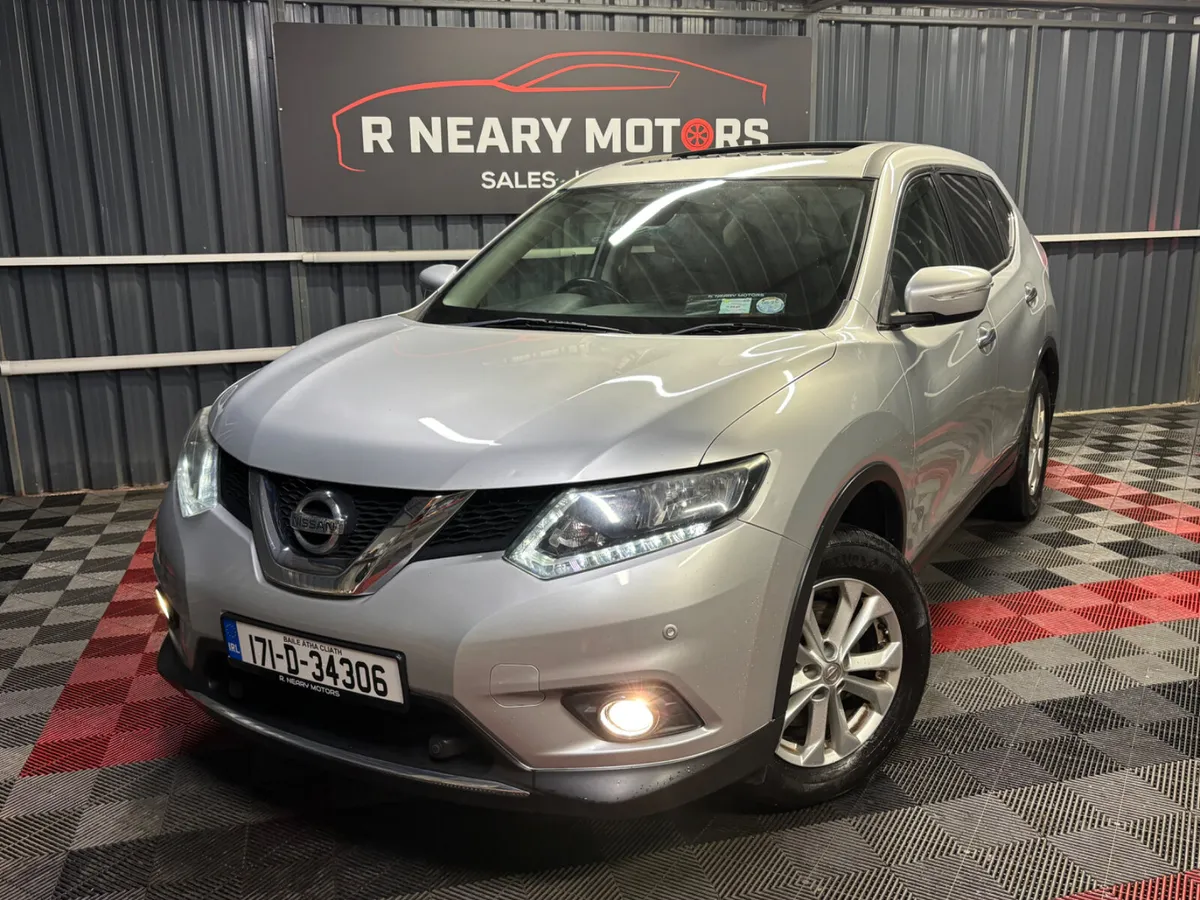 2017 Nissan X-Trail 1.6d SV 7 Seats Manual - Image 1