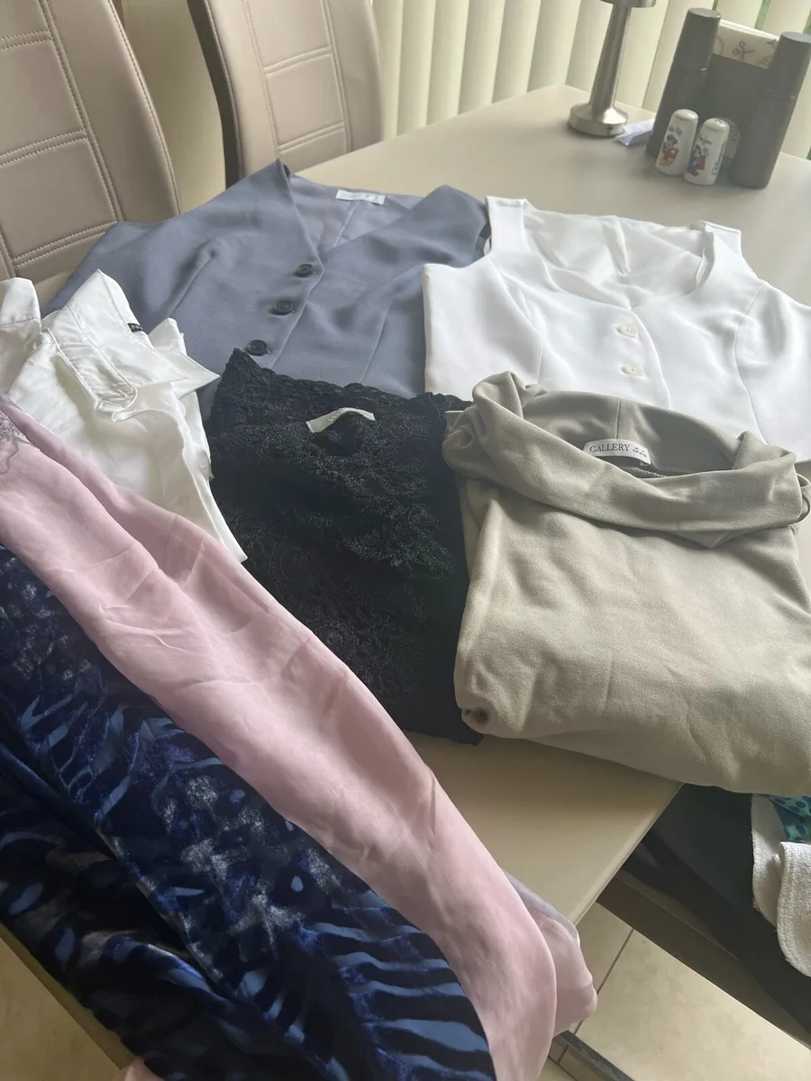 Clothes Bundle - Image 2