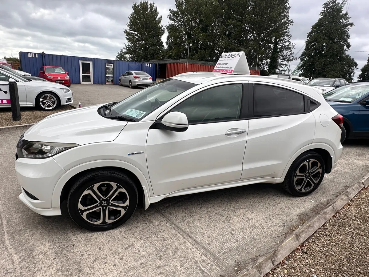 Honda Vezel 2015 Rs Model 1.5 hybrid - Image 4