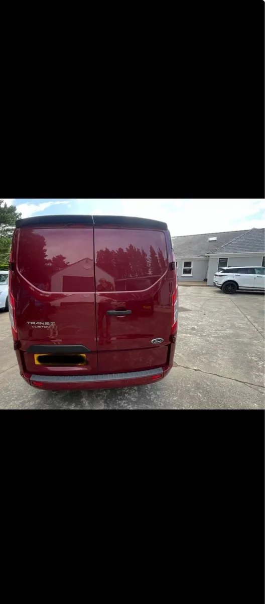 Ford Transit Custom 2020  300 SWB - Image 3
