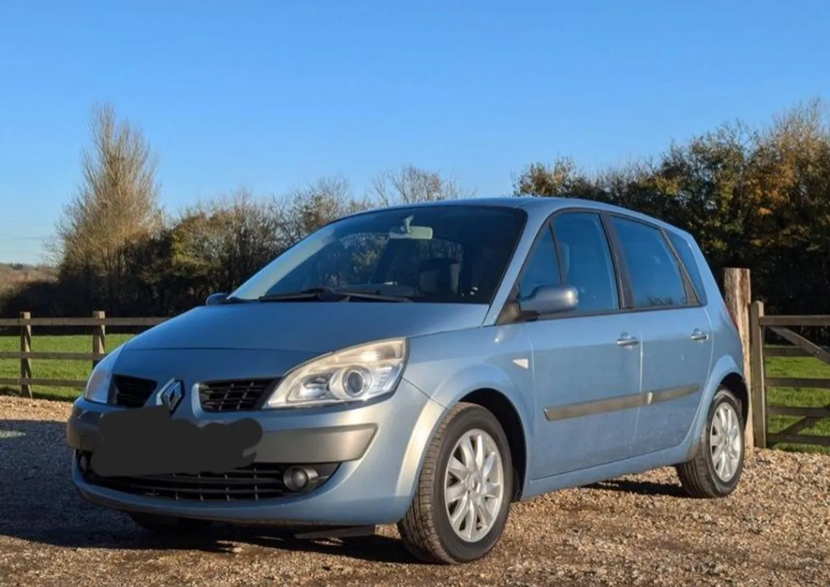 2007 Renault Scenic - Image 1