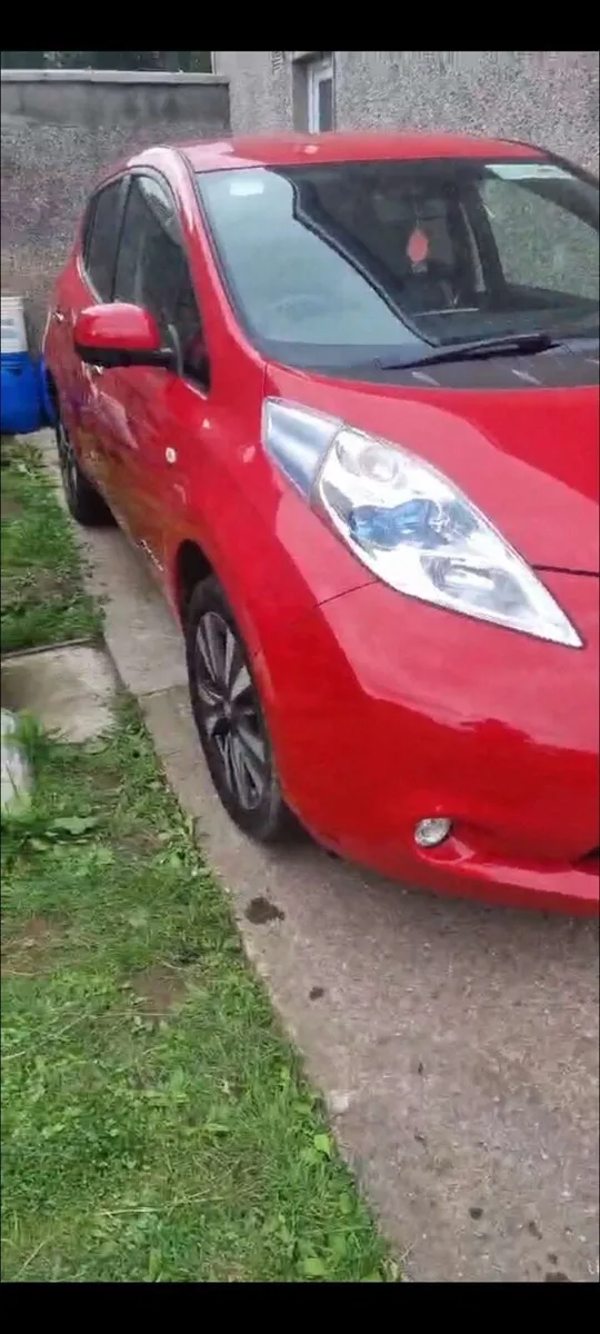 Nissan leaf - Image 2