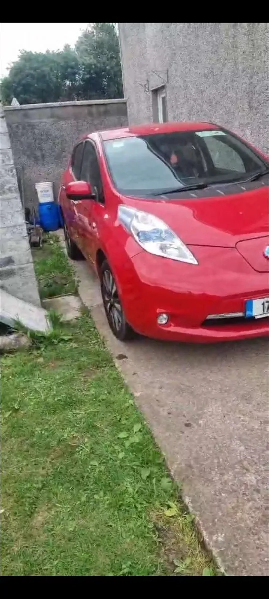 Nissan leaf - Image 4