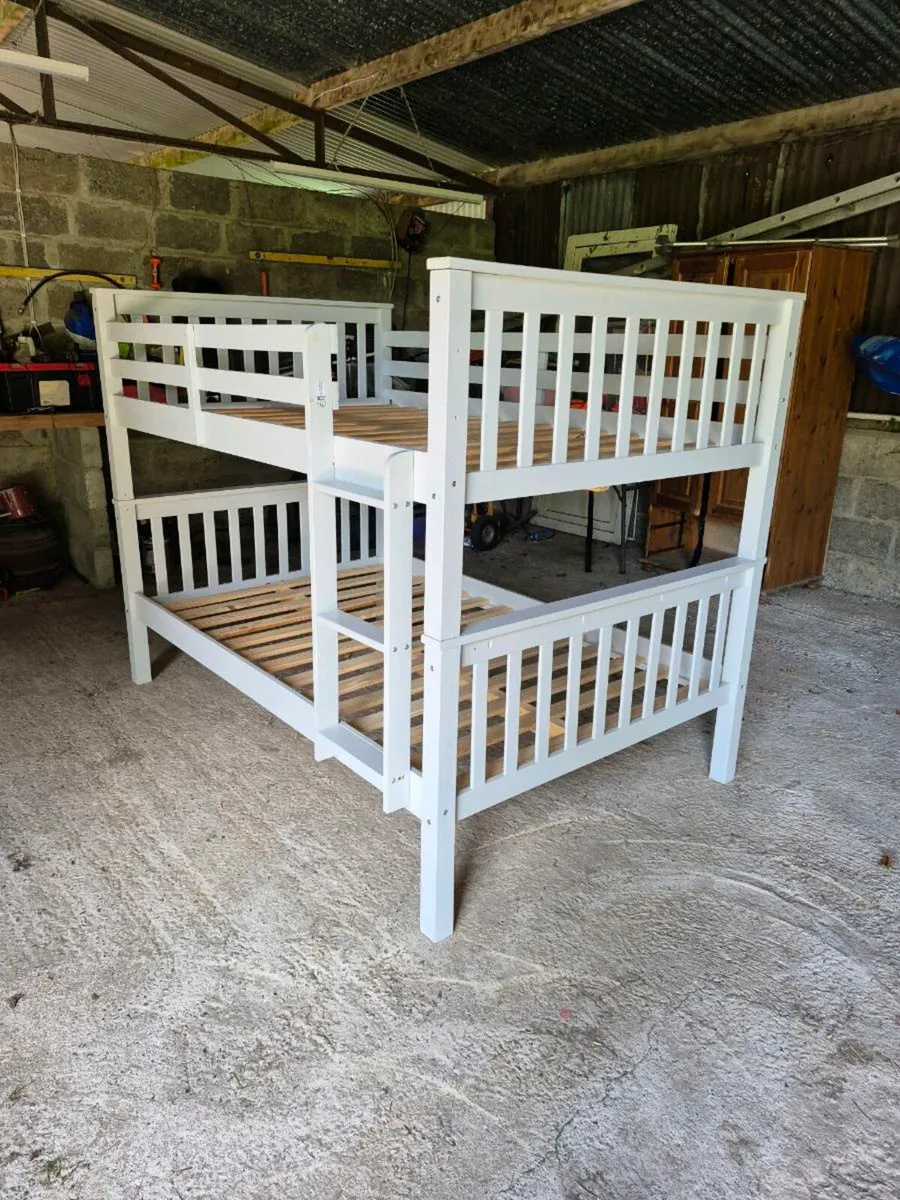 Kids bunk bed - Image 1