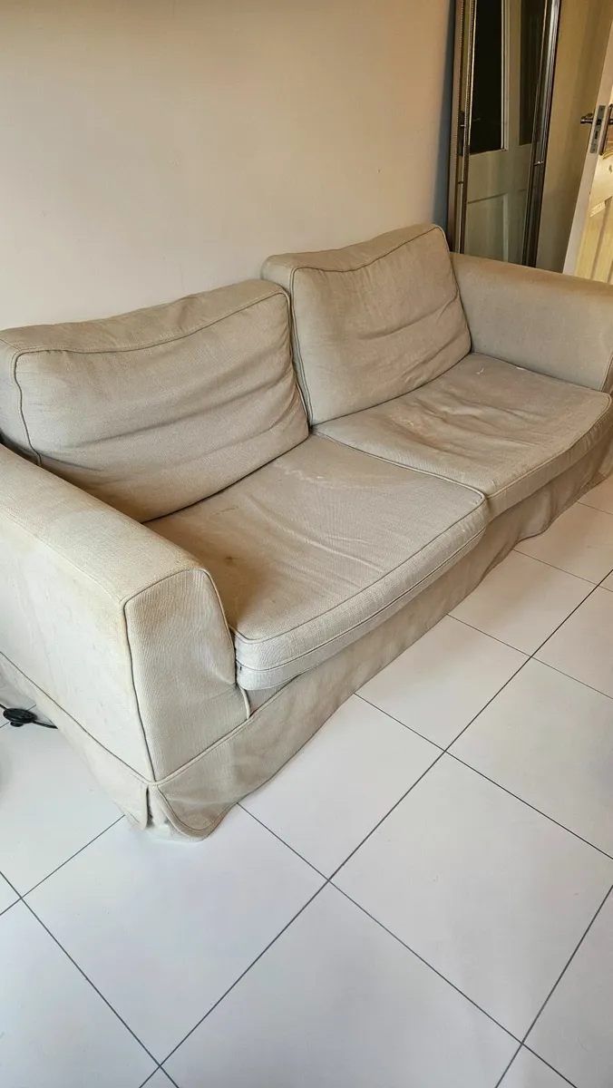 COUCH - FREE TO TAKE AWAY - Image 1