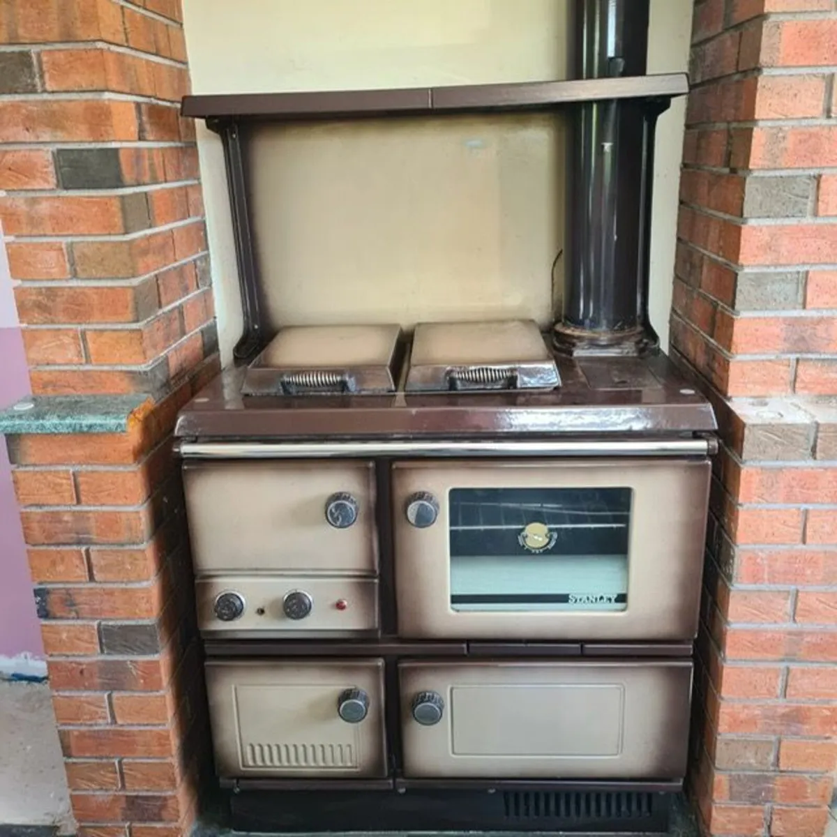 Stanley Super Star Oil Cooker - Image 1
