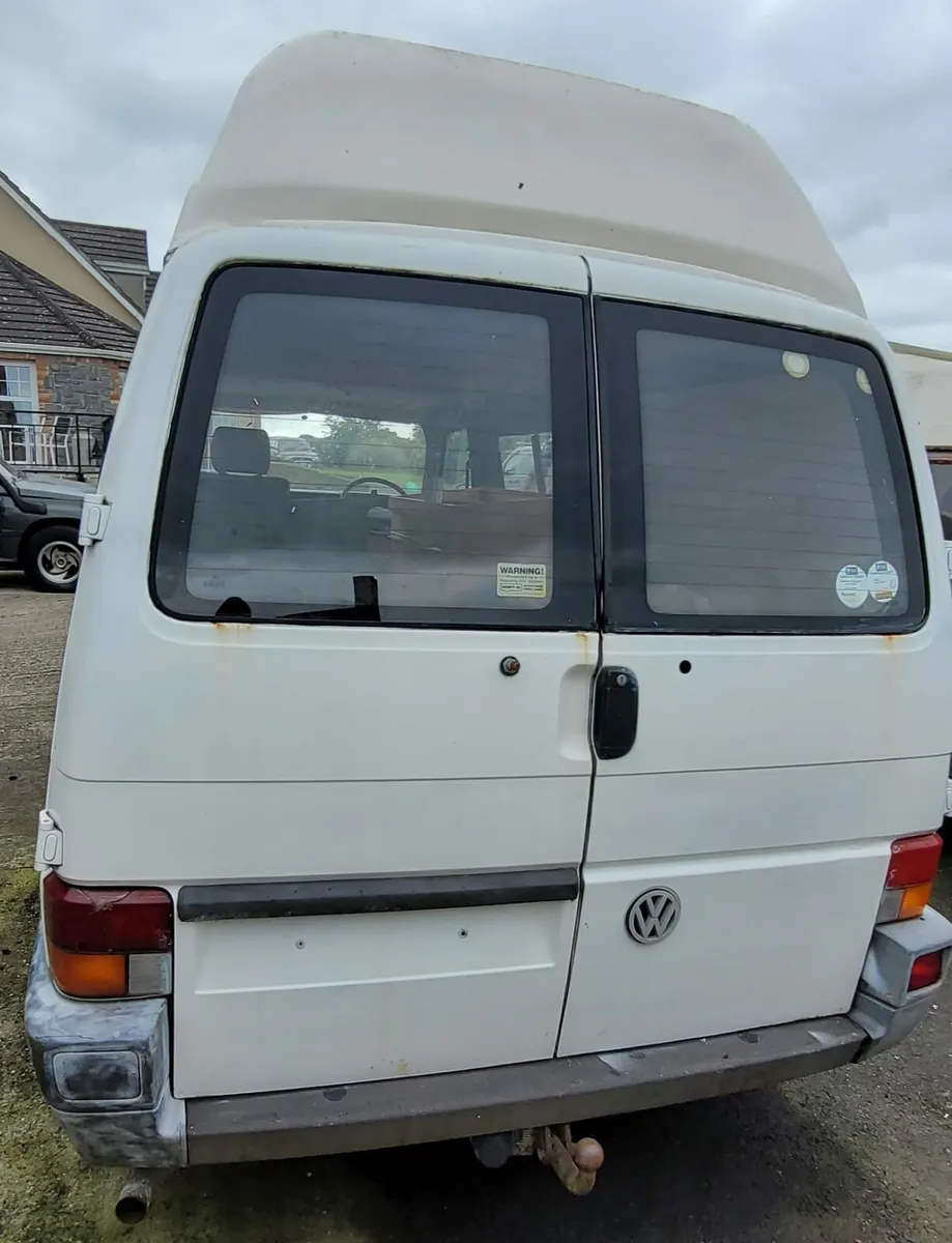 1995 transporter for parts. - Image 1