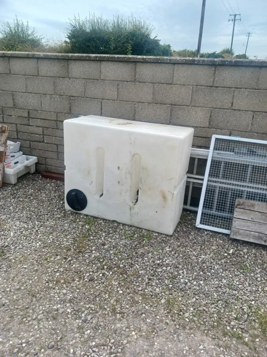 630L Baffled Water Tank - Image 2