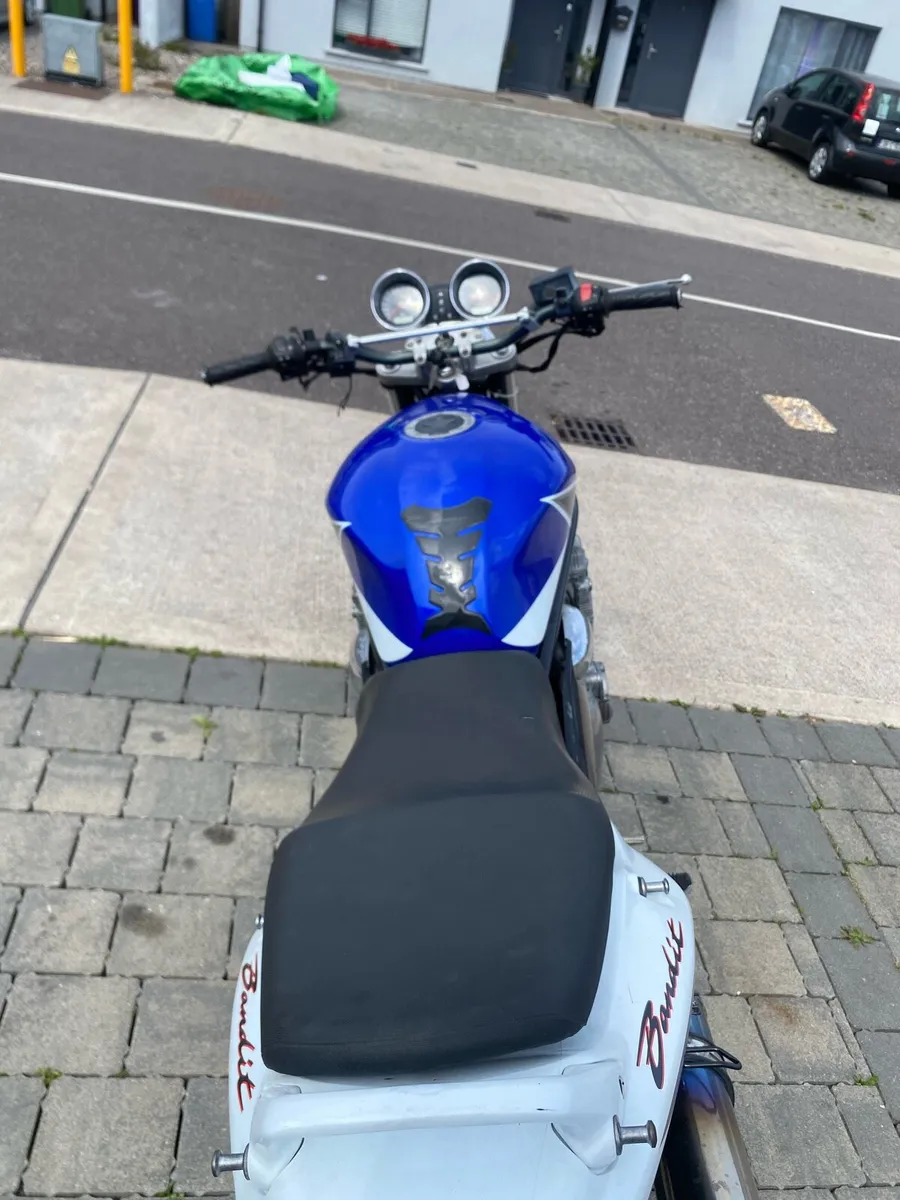 Suzuki bandit 600 - Image 1
