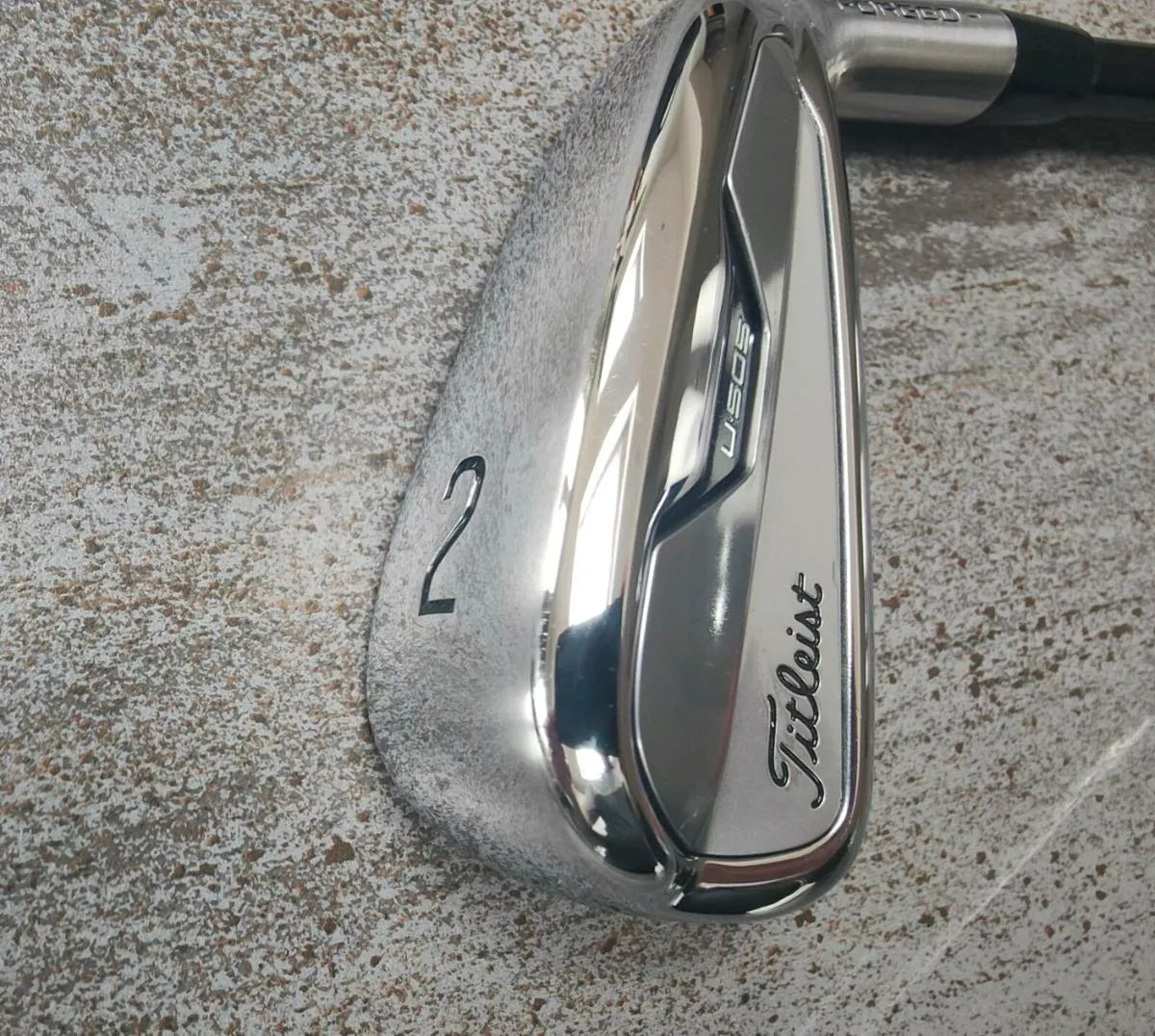 Titleist U505 2 iron - Image 3