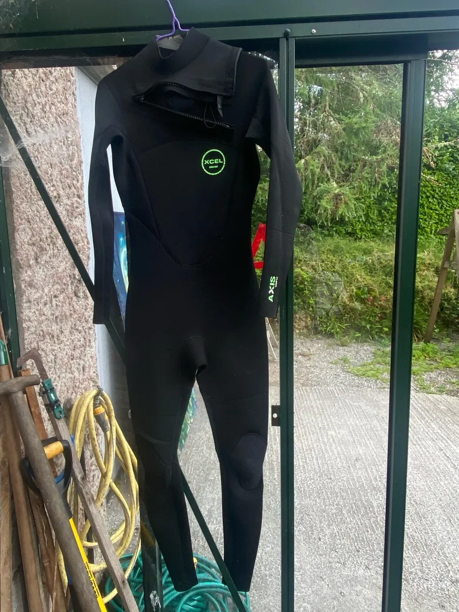Xcel Axis 3/2 Wetsuit size ST - Image 2