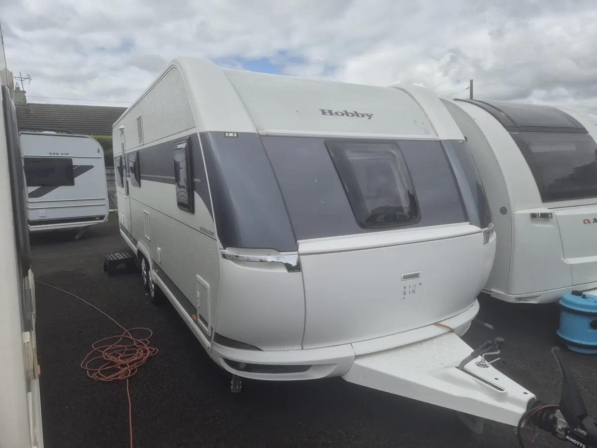 Hobby excellent 5 berth fixed bed 2022 - Image 2