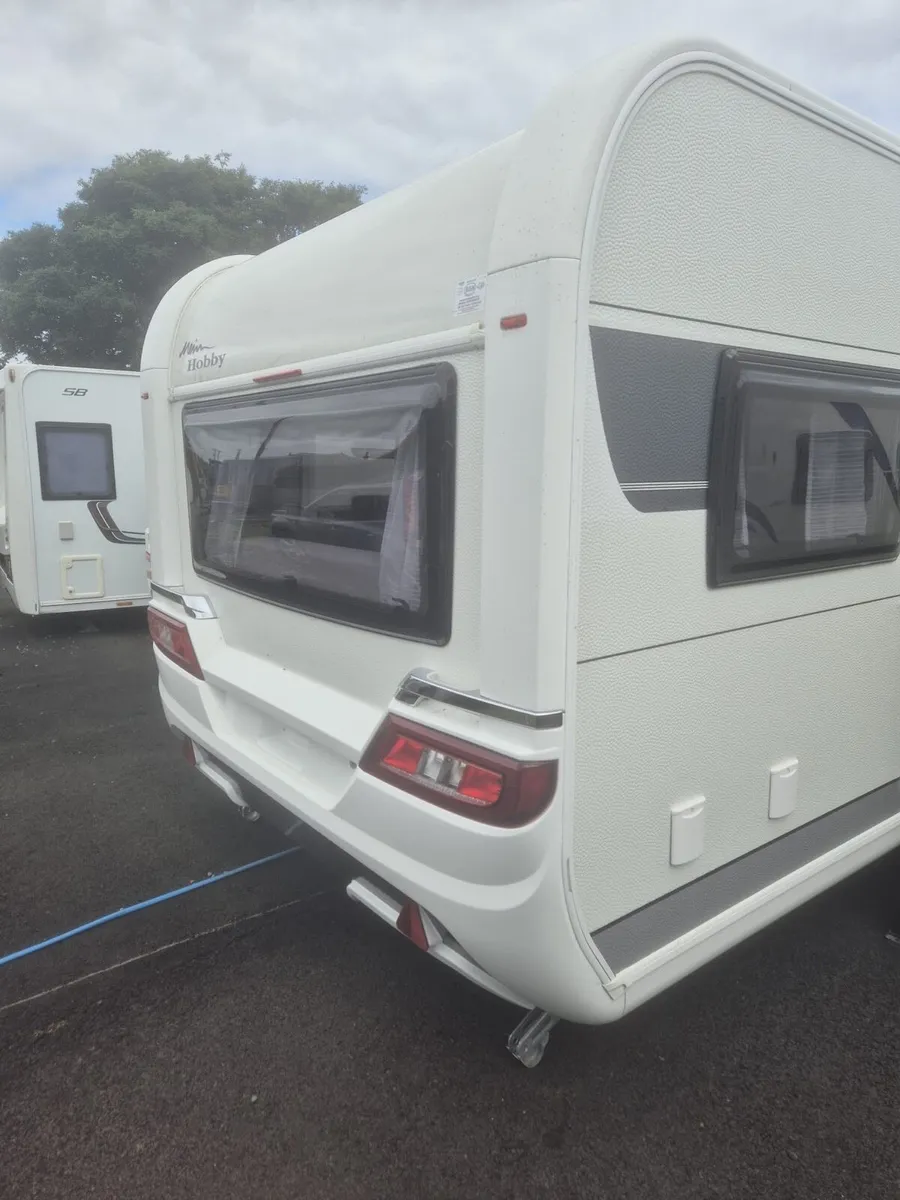 Hobby excellent 5 berth fixed bed 2022 - Image 4