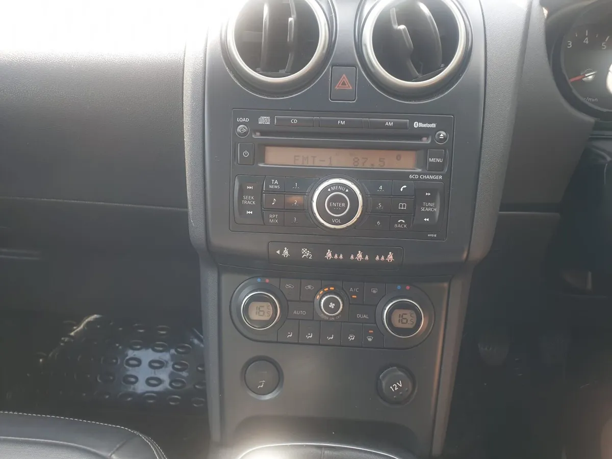 Nissan Qashqai 2008 - Image 4