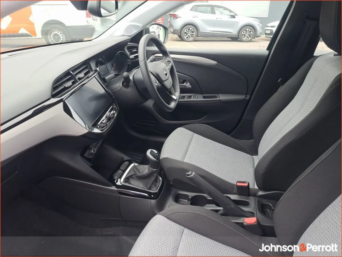 Opel Corsa SC 1.2i (75ps) S/S 5 Speed - Image 4