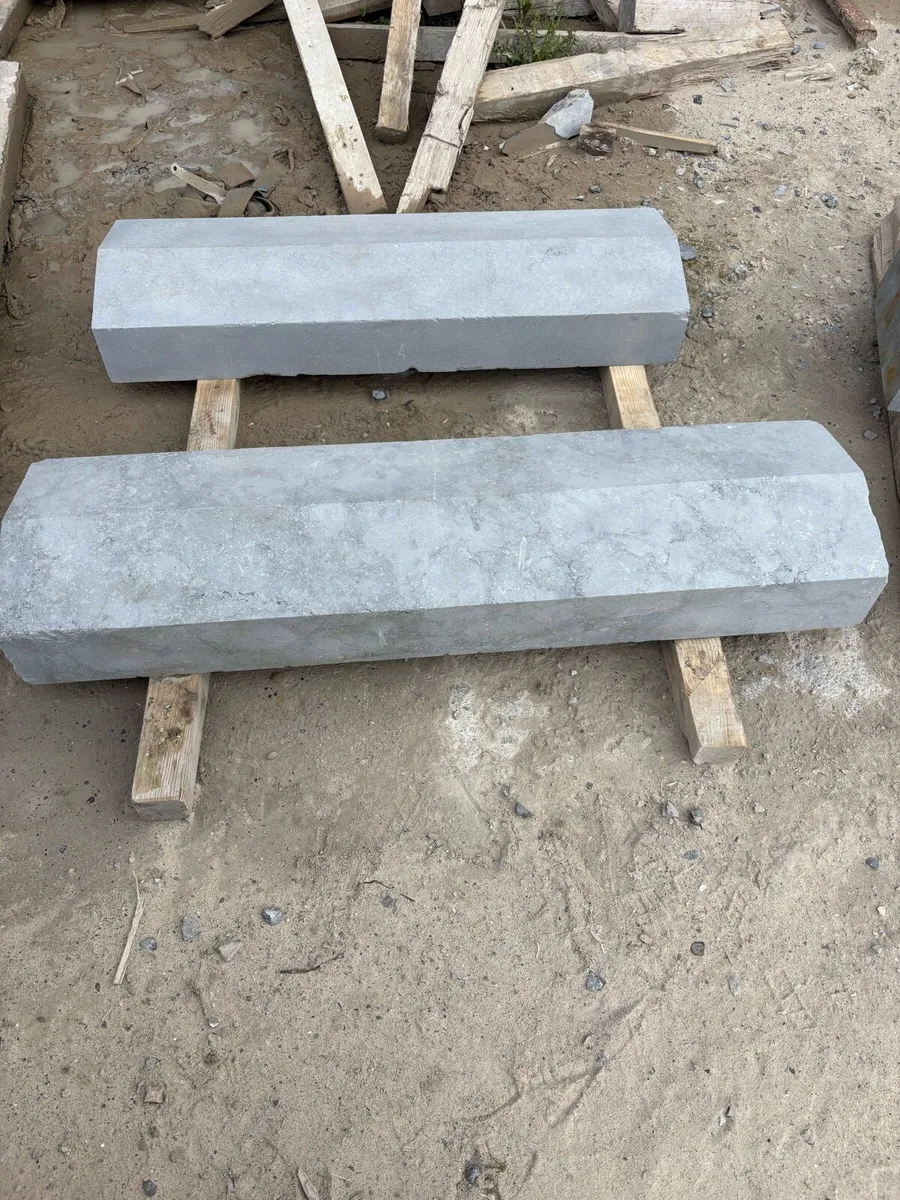 Reclaimed limestone capping - Image 2