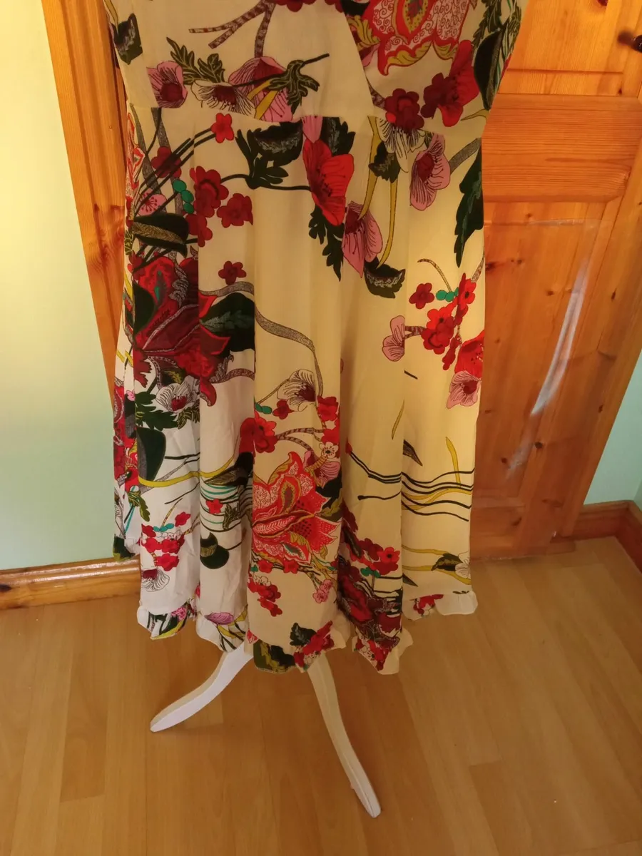 Ladies Dress - Image 4