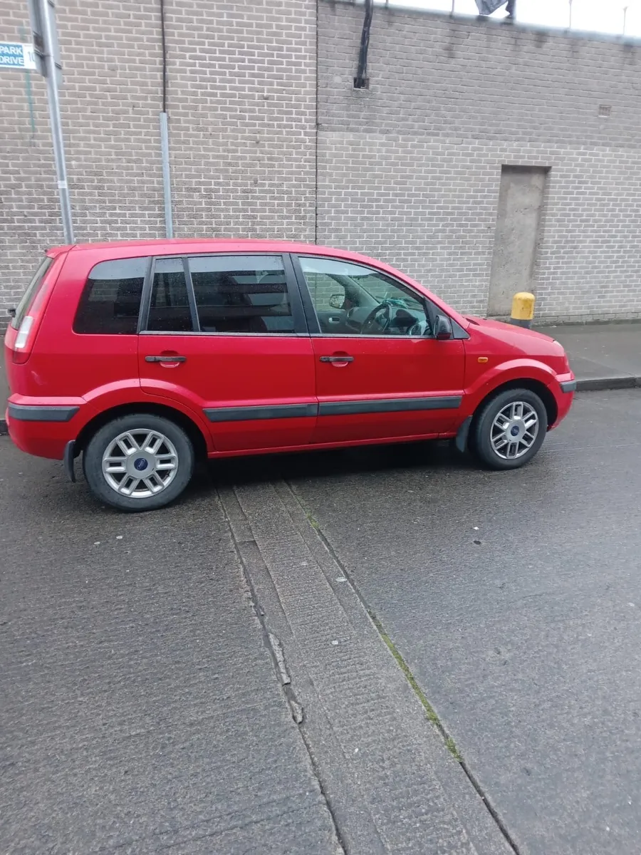 Ford Fusion 2006 - Image 3