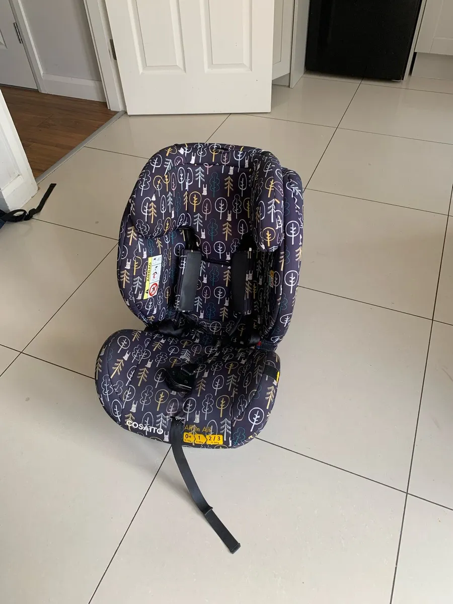 Car seat - Image 1