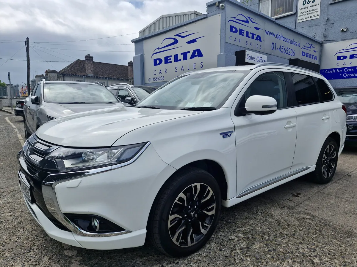 2017 MITSUBISHI OUTLANDER GX4H PETROL PLUG IN HYBR - Image 2