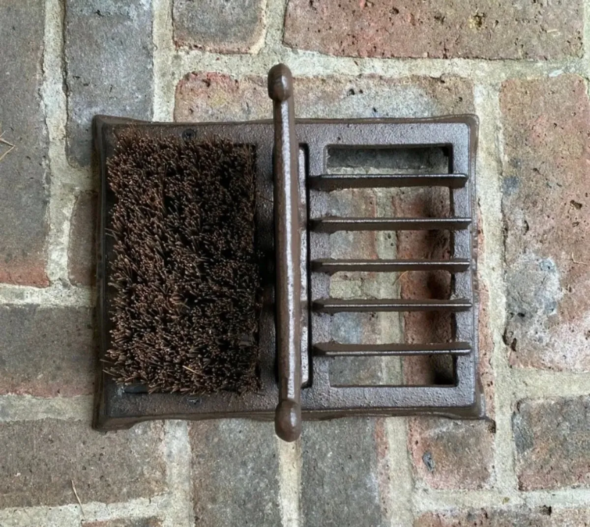 NEW Cast Iron Boot Scraper And Brush - Image 4