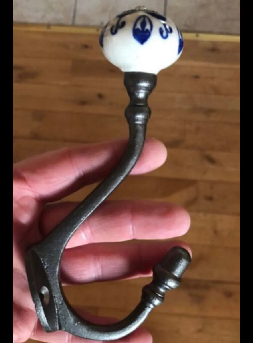6 x Large Cast Iron Coat Hooks Pumpkin Top NEW - Image 1