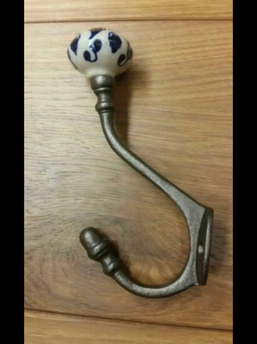 6 x Large Cast Iron Coat Hooks Pumpkin Top NEW - Image 4