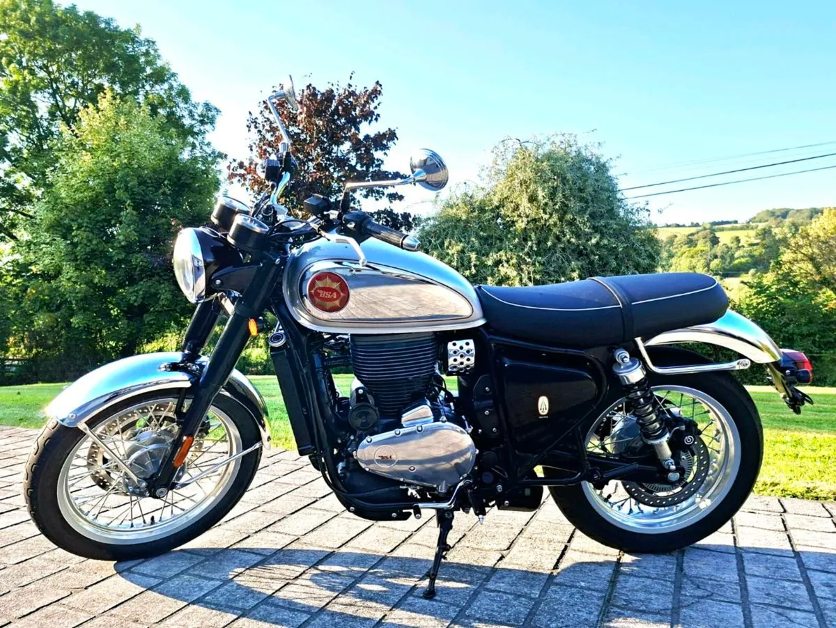 2023 BSA Gold Star 650 Legacy Edition - Image 2