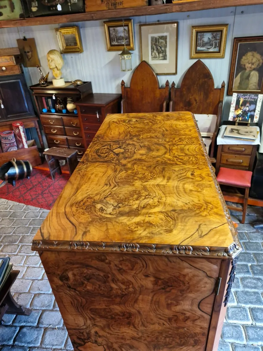 Cabinet - Image 2