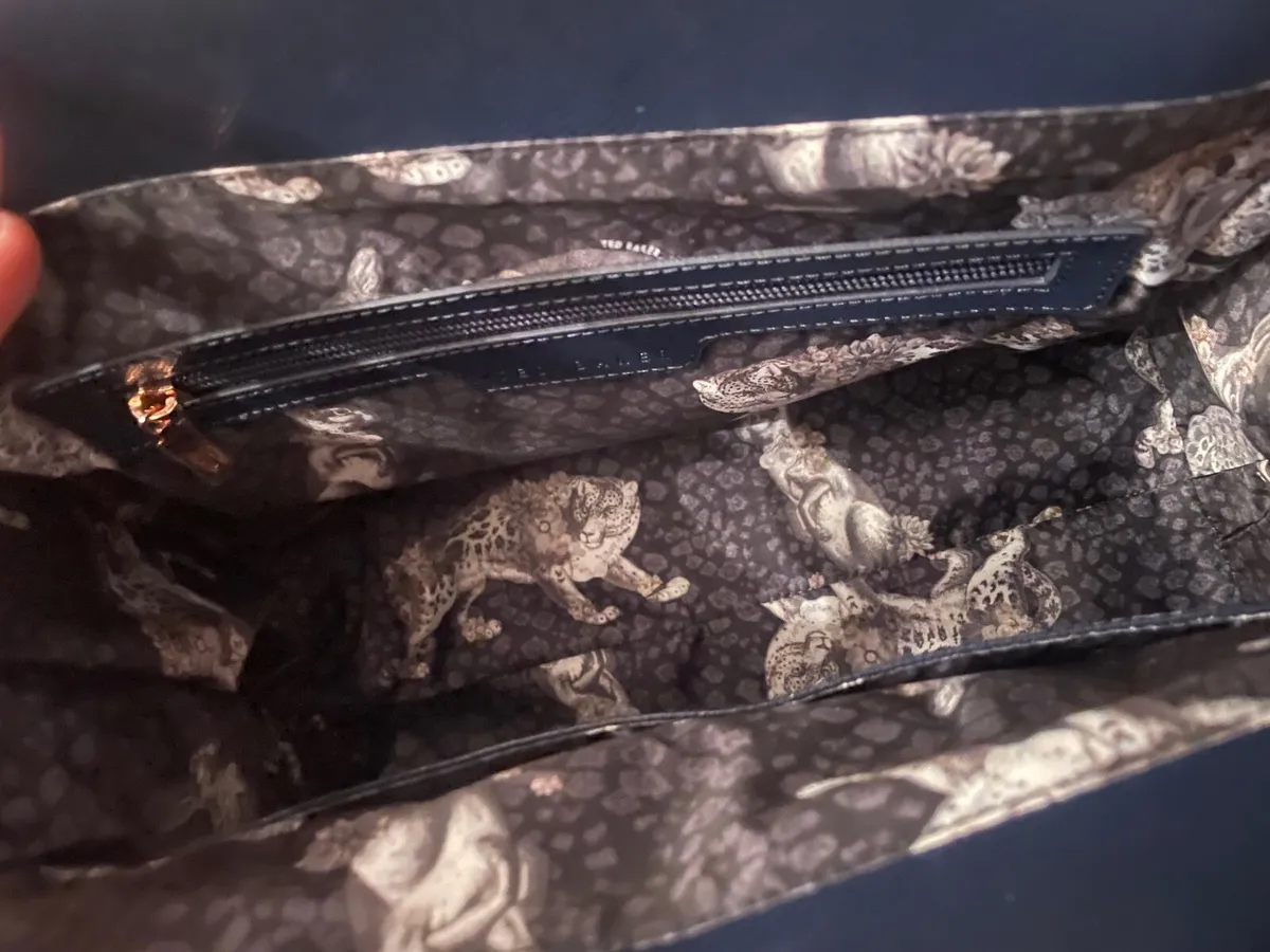 Ted baker laurena hand bag - Image 2