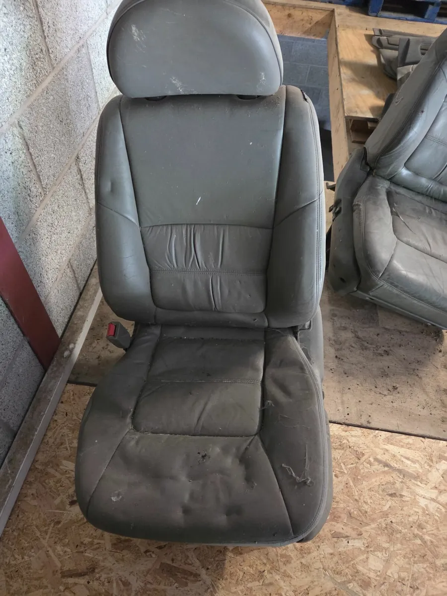 Nissan Patrol Y61 parts - Image 1