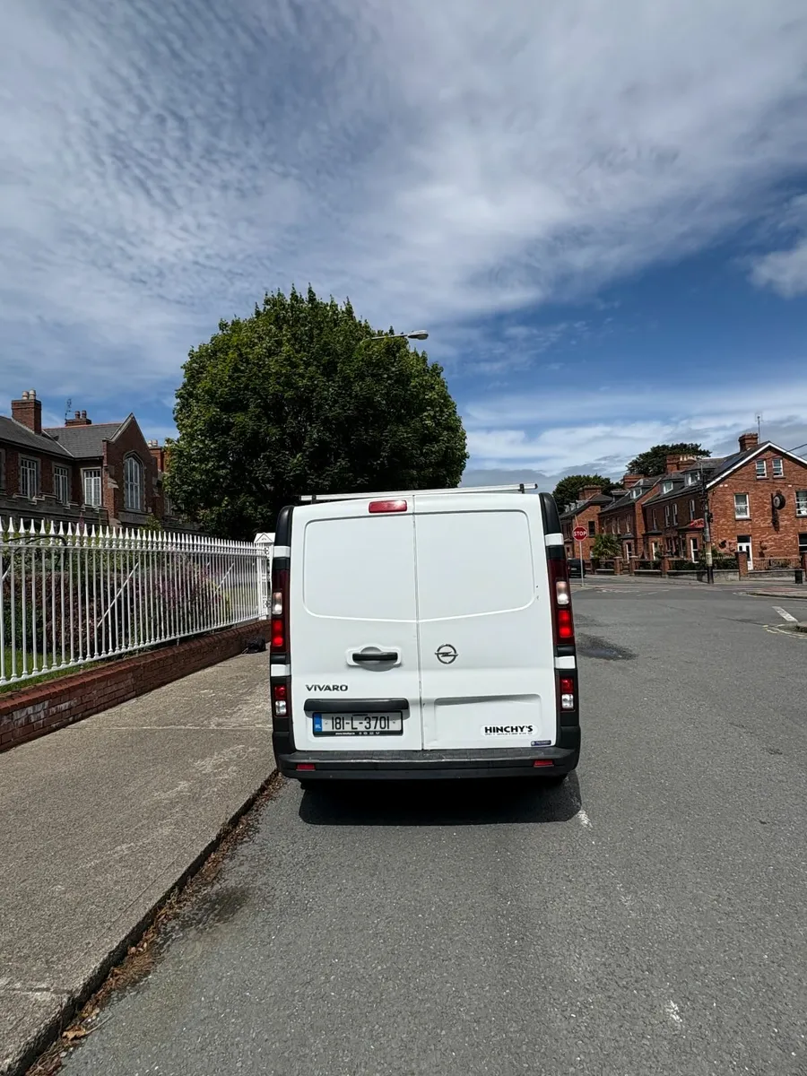 Opel Vivaro 2018 for Sale - Image 4