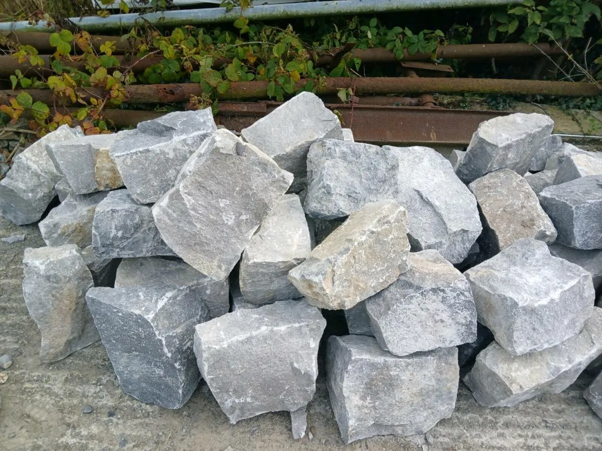 Building limestone - Image 3