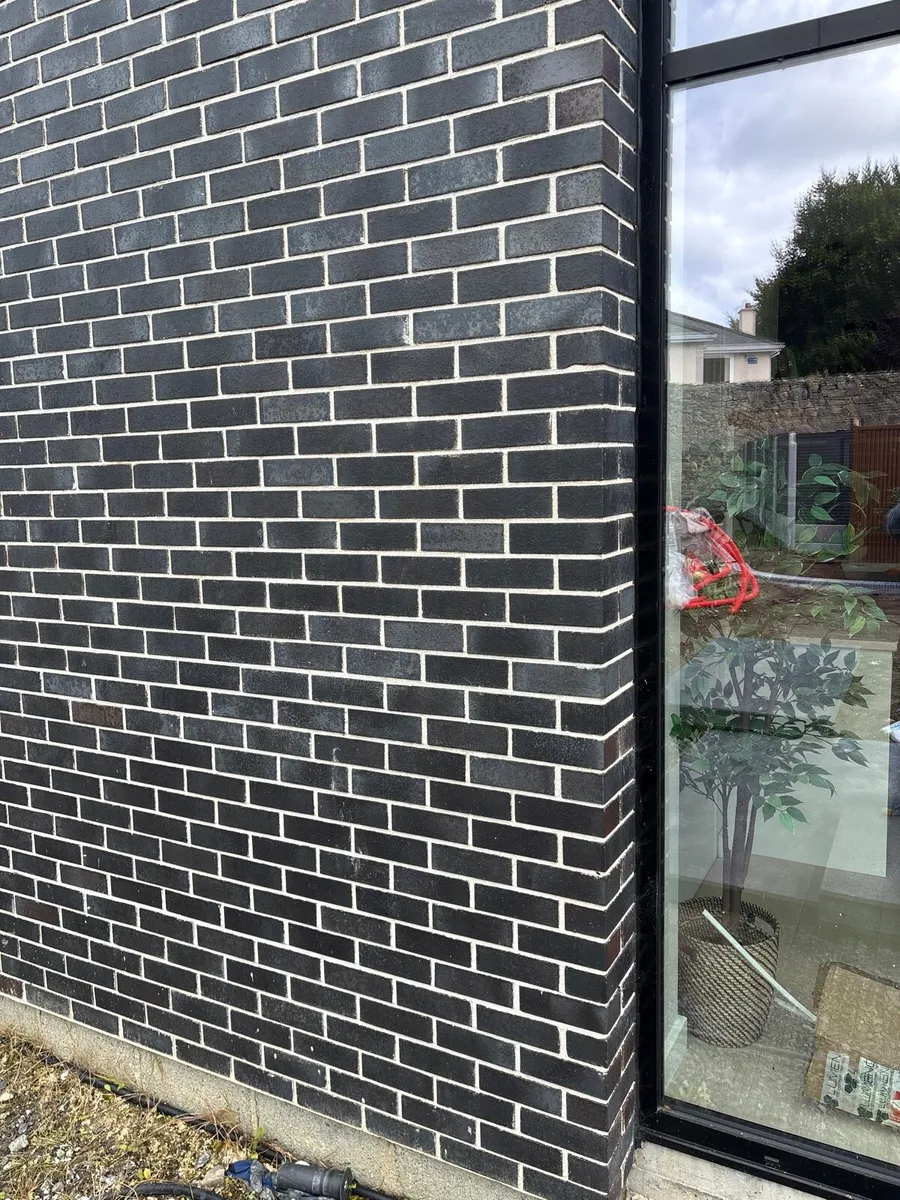 Bricks - Aston Smooth grey - Image 1