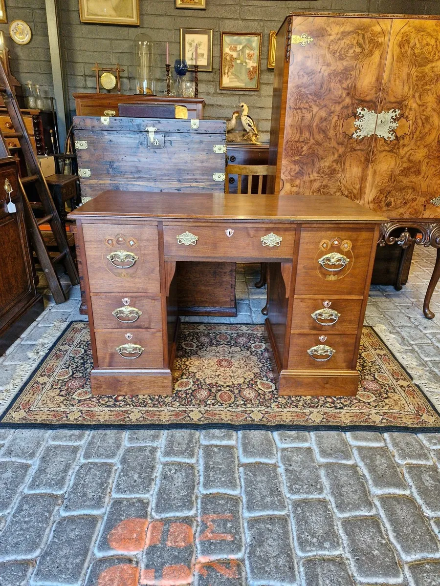 Desk - Image 1
