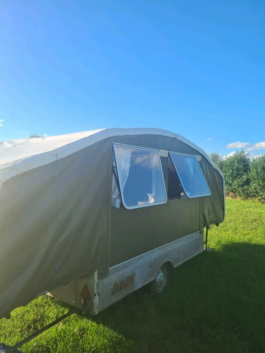 Dandy Camper Trailer / Folding Camper / Vintage - Image 2