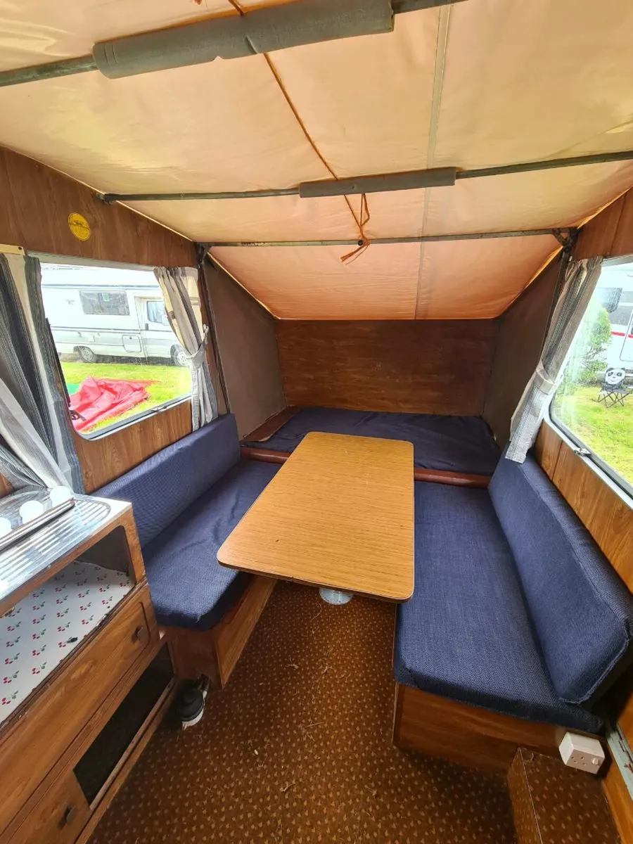 Dandy Camper Trailer / Folding Camper / Vintage - Image 3