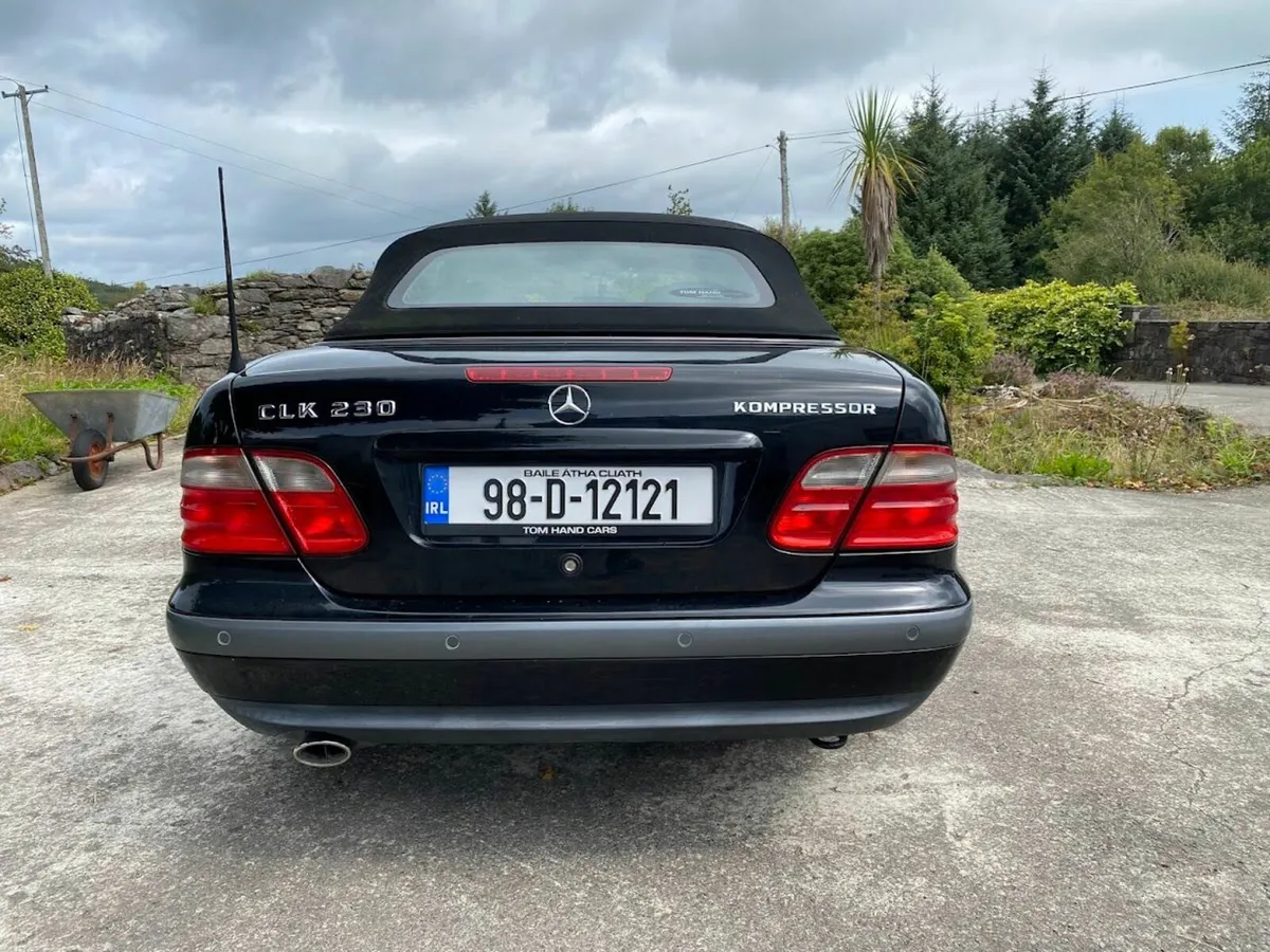 1998 Mercedes-Benz CLK230 Kompressor Convertible - Image 2